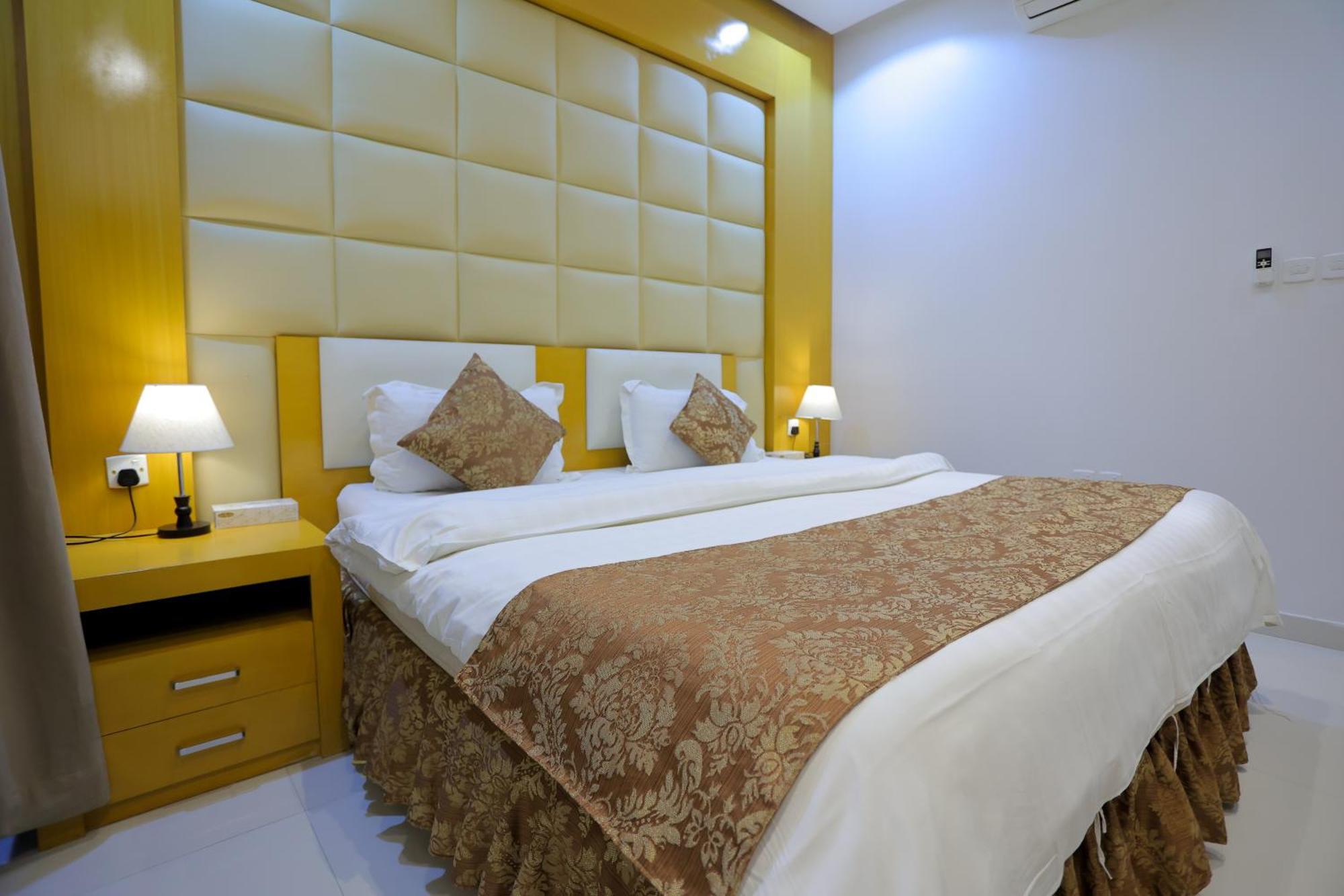 هوستا الملقا Aparthotel Riad Exterior foto