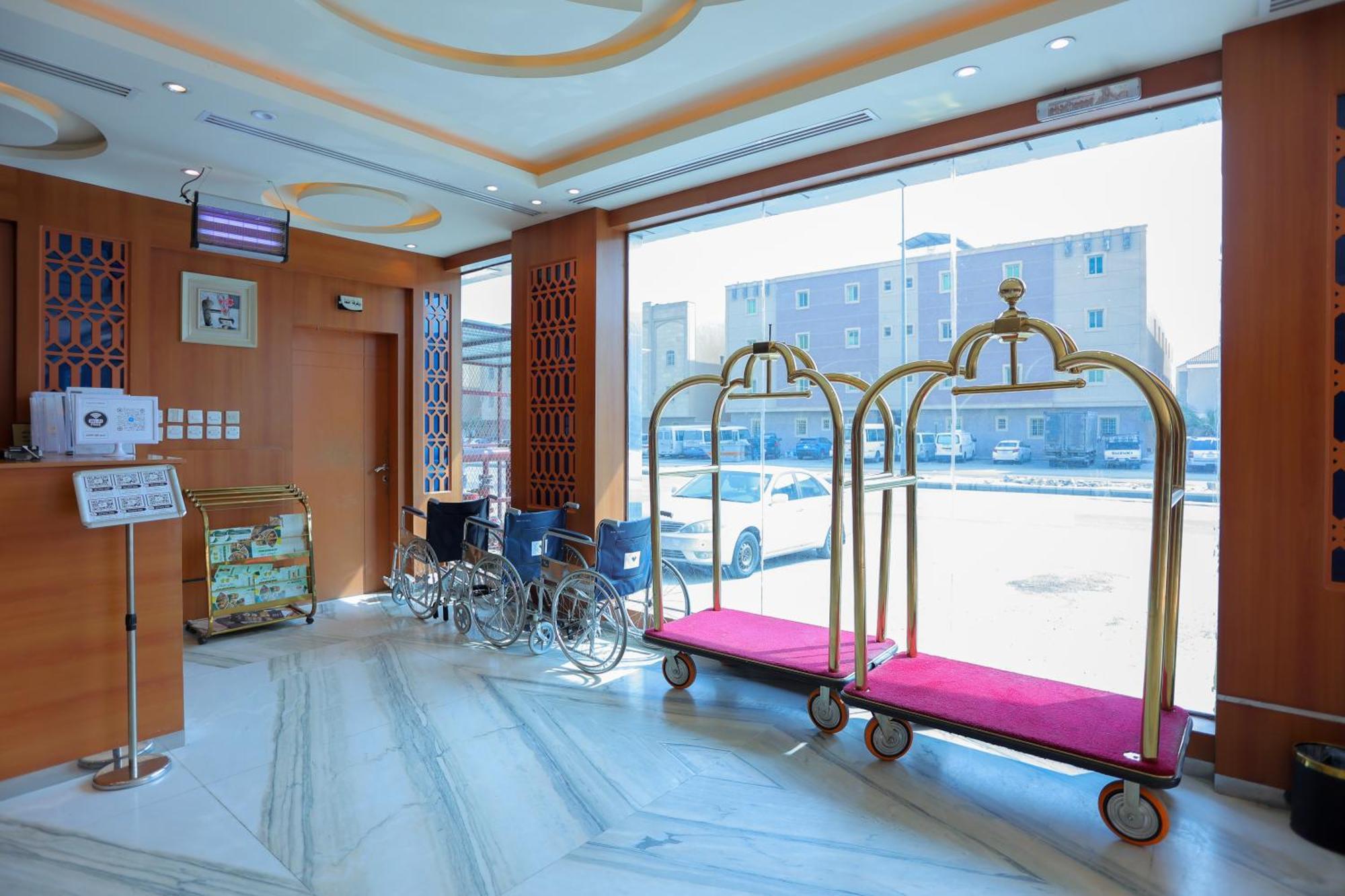 هوستا الملقا Aparthotel Riad Exterior foto