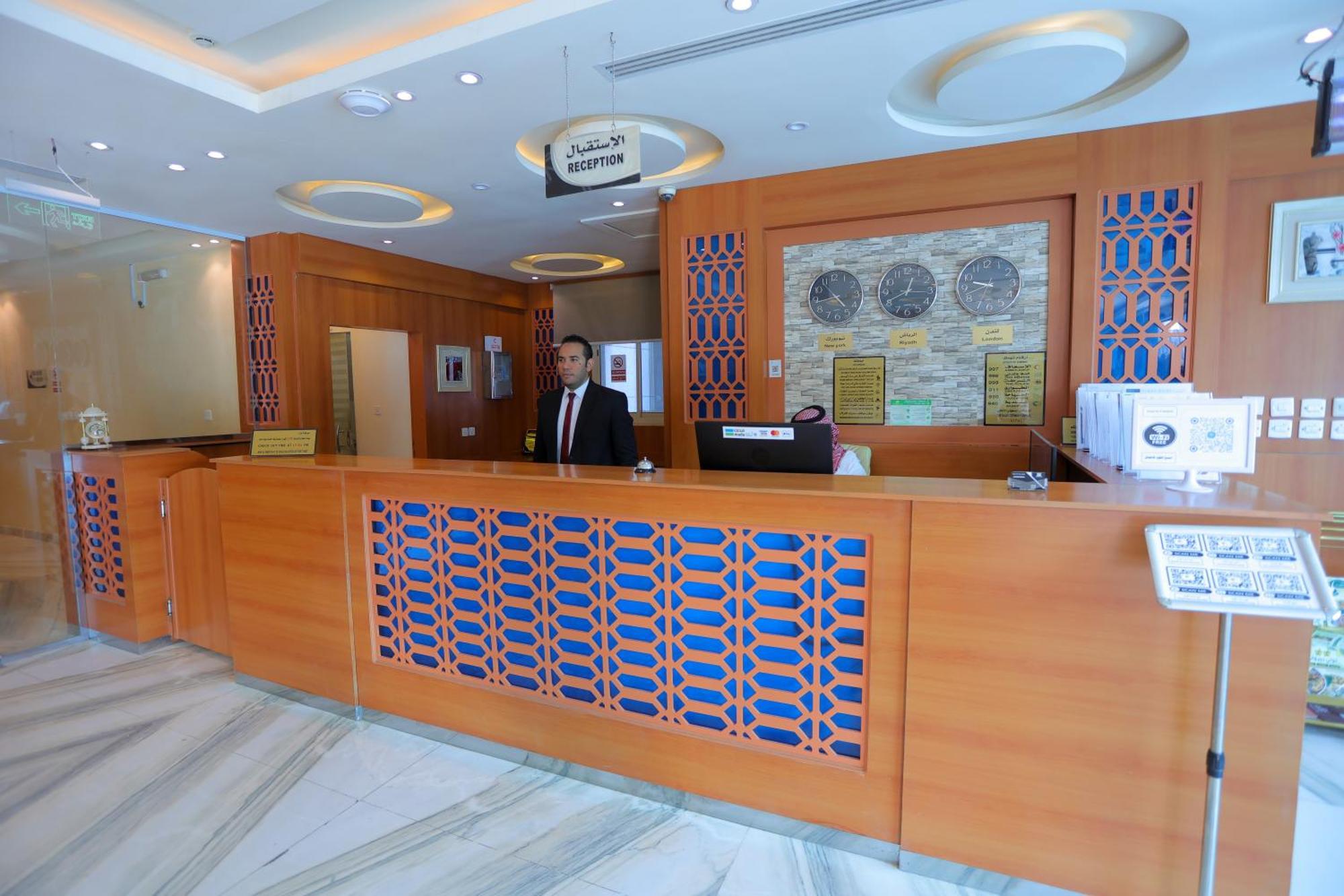 هوستا الملقا Aparthotel Riad Exterior foto