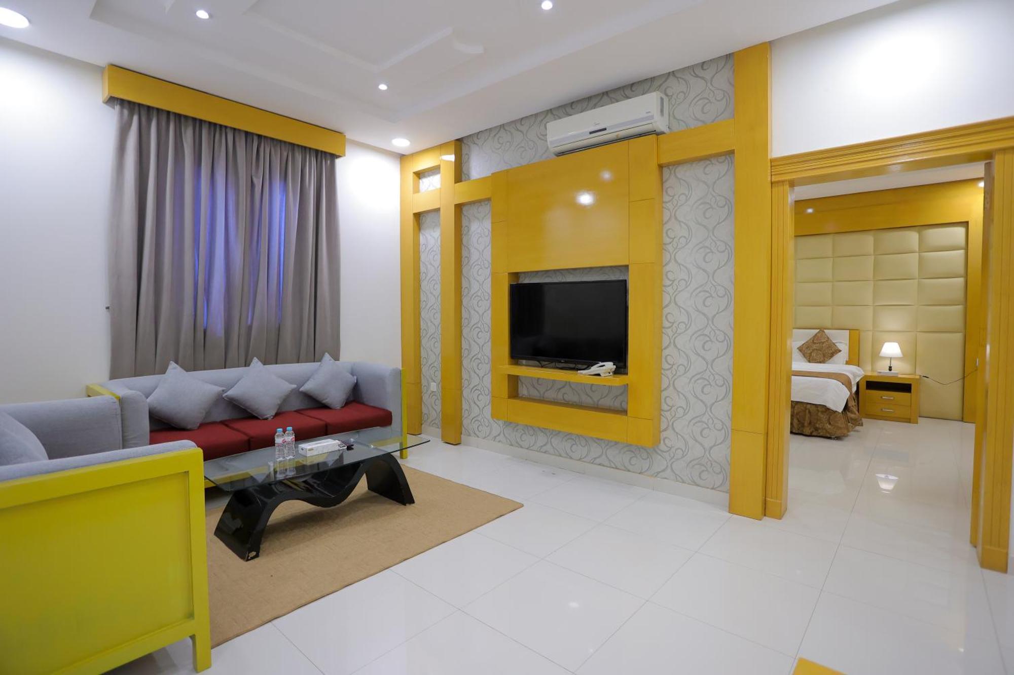 هوستا الملقا Aparthotel Riad Exterior foto