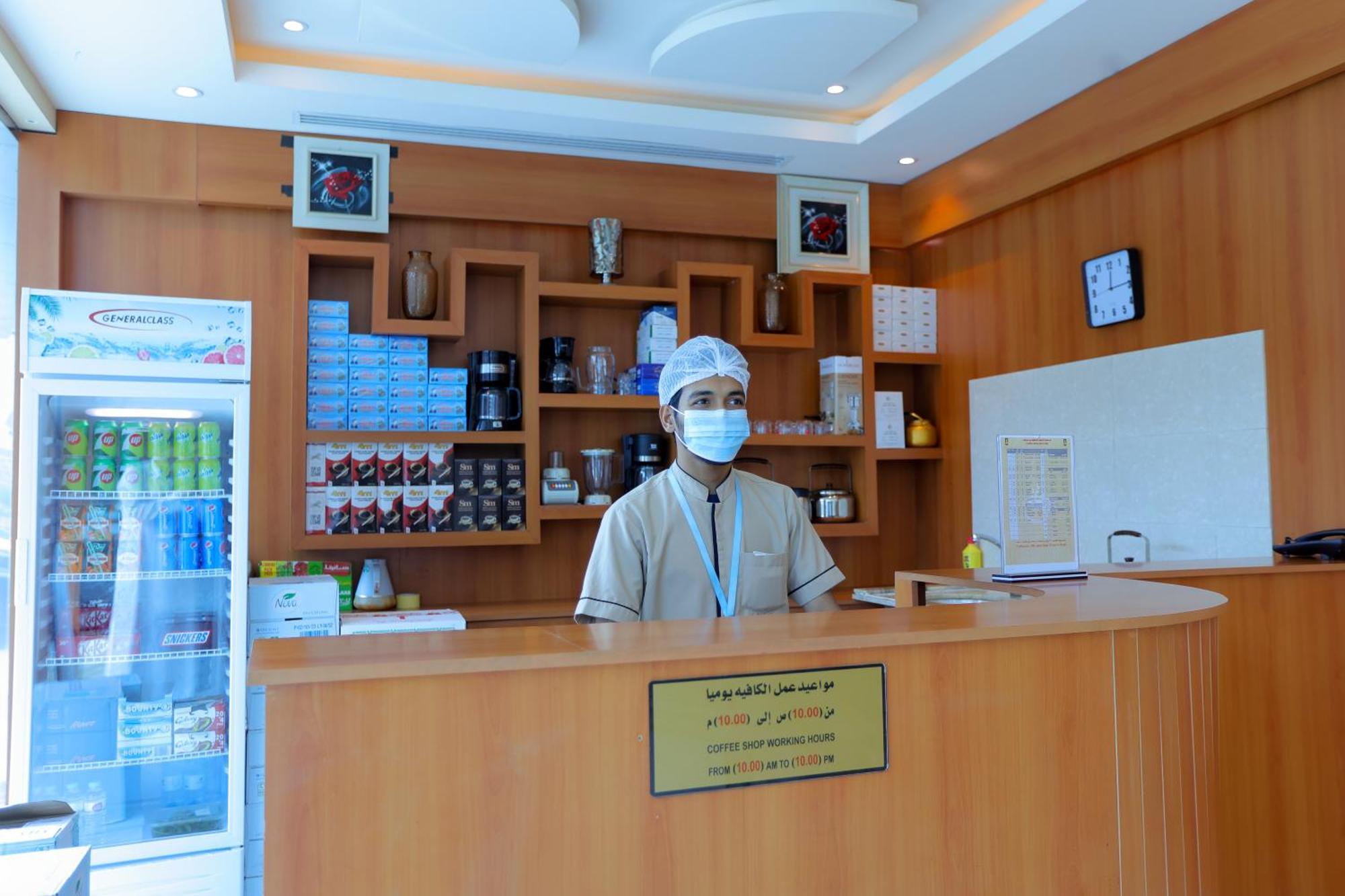 هوستا الملقا Aparthotel Riad Exterior foto
