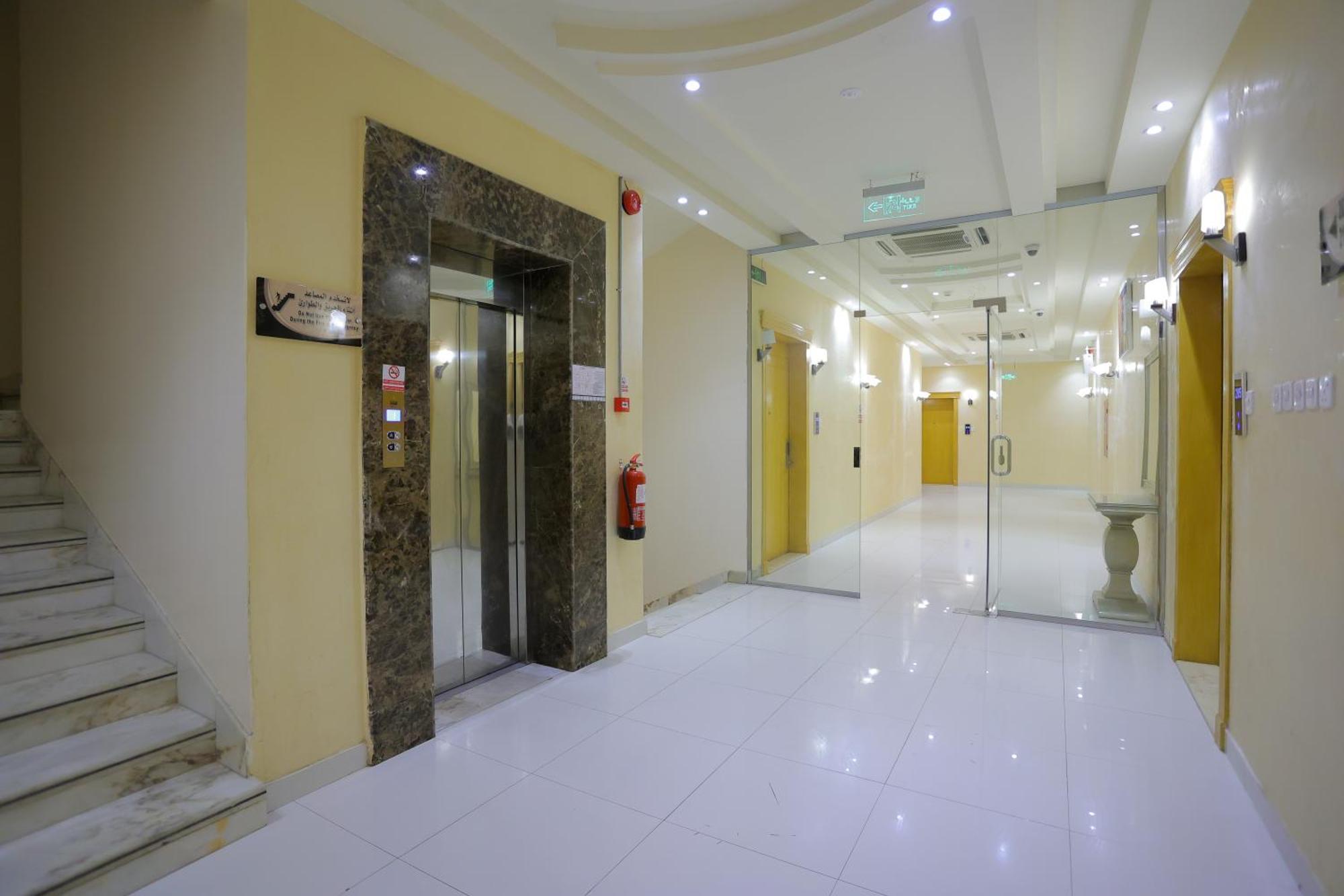 هوستا الملقا Aparthotel Riad Exterior foto