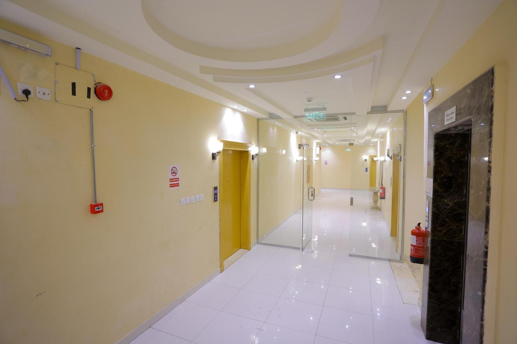 هوستا الملقا Aparthotel Riad Exterior foto