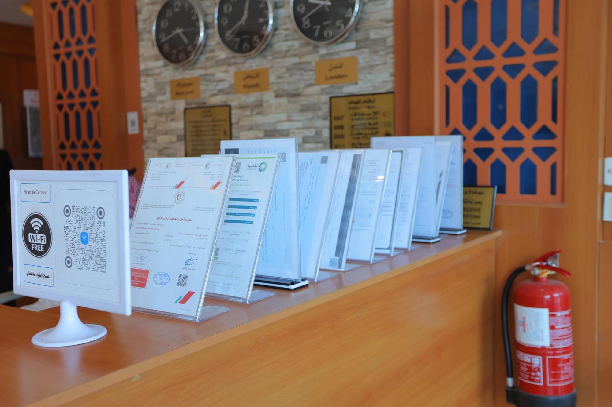 هوستا الملقا Aparthotel Riad Exterior foto