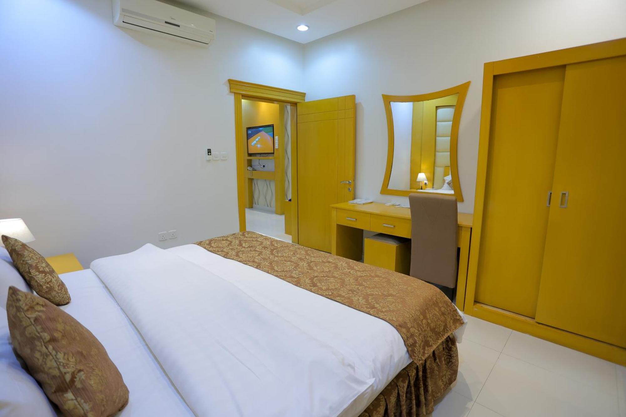 هوستا الملقا Aparthotel Riad Exterior foto