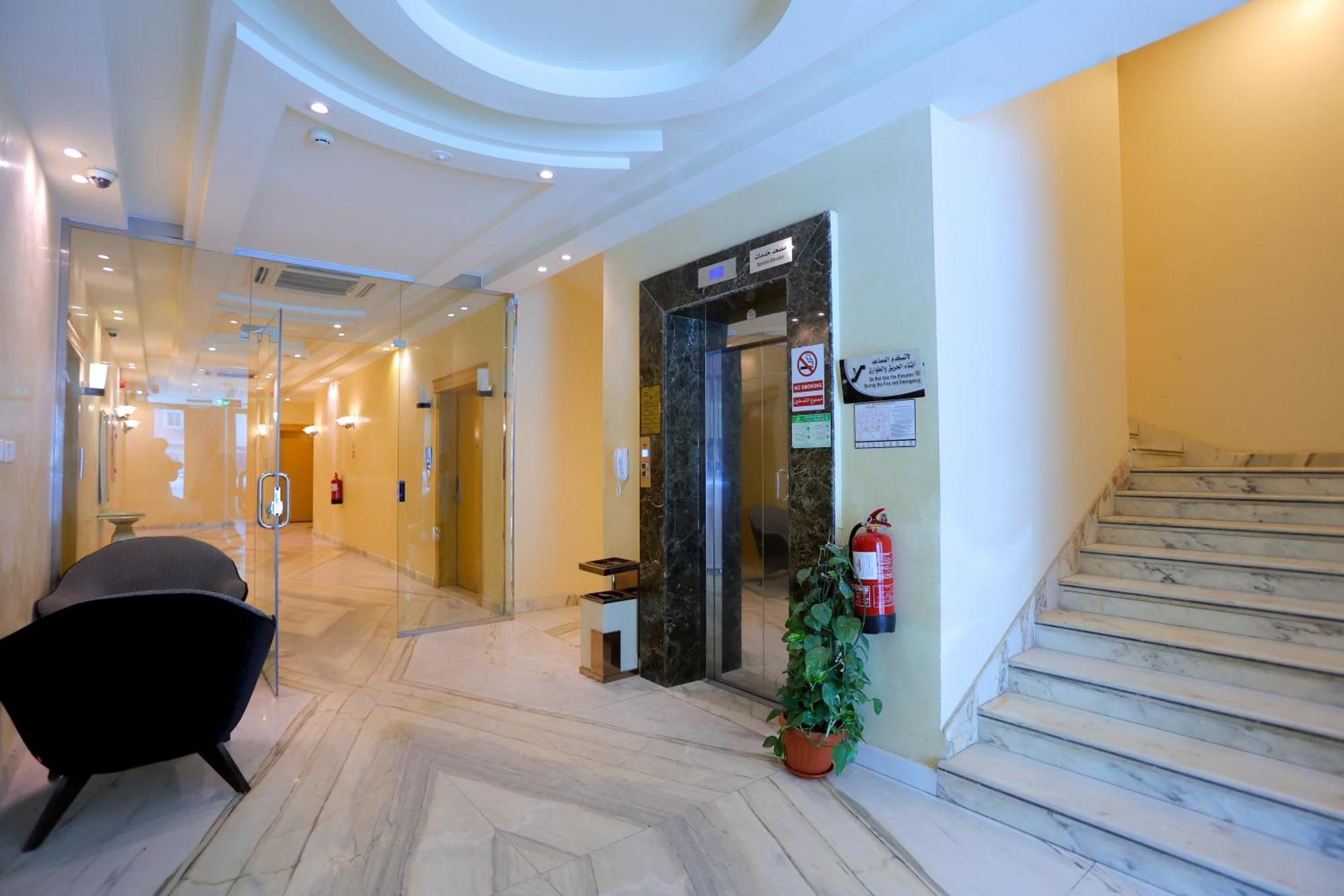 هوستا الملقا Aparthotel Riad Exterior foto